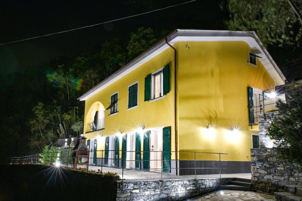 Vespa Apartments モネーリア エクステリア 写真