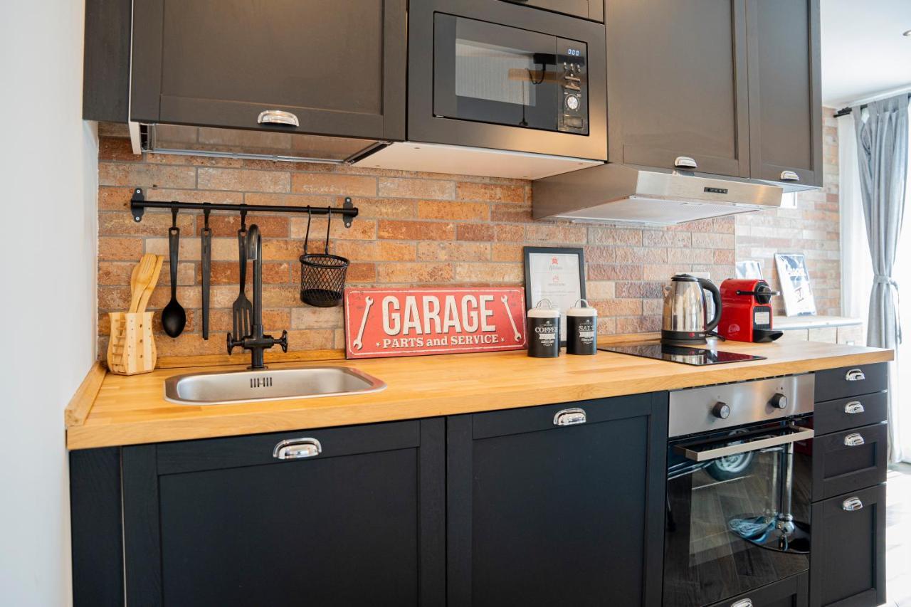 Vespa Apartments モネーリア エクステリア 写真