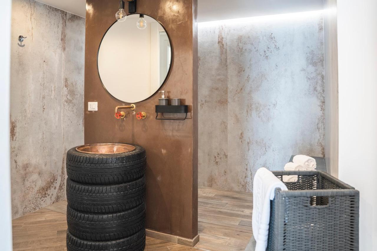 Vespa Apartments モネーリア エクステリア 写真